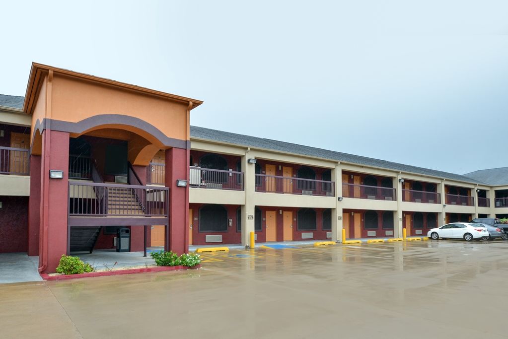 Motel Americas Value &